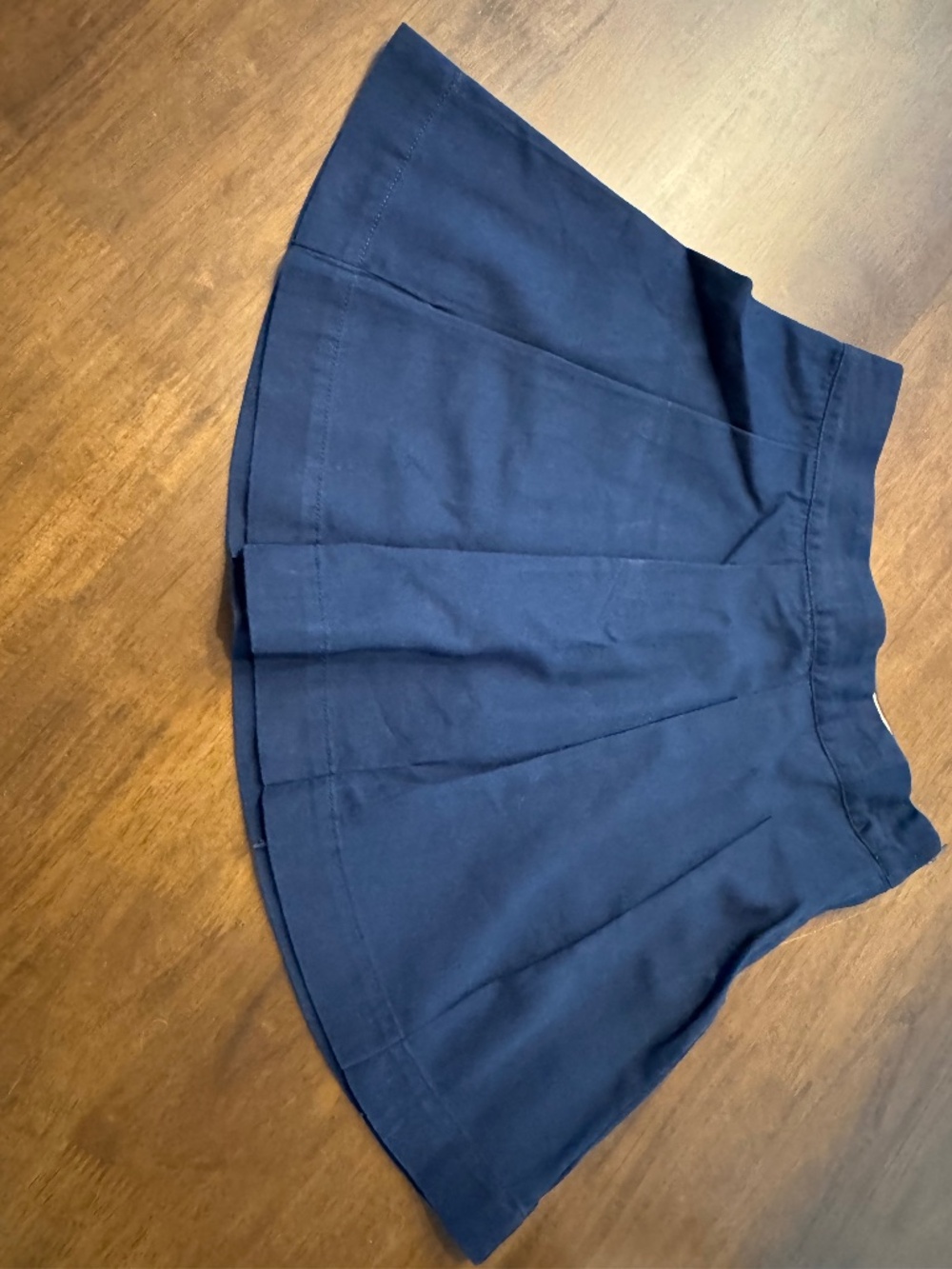 Crewcuts size 7 girls navy skort, pleated